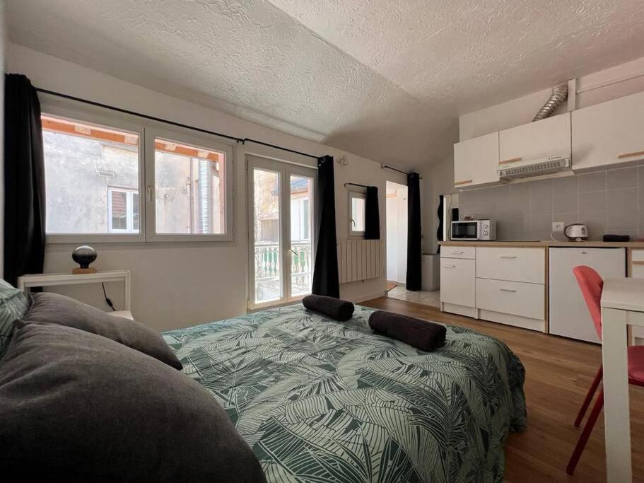 Ferienwohnung Le Cocon De Melun Exterior foto